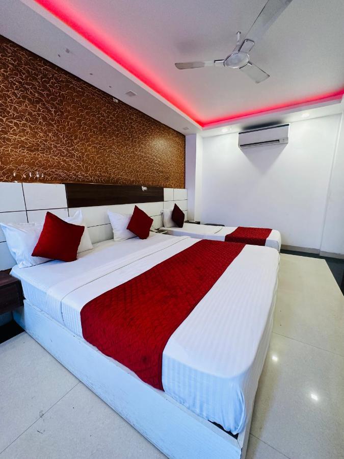 Hotel Palm Majestic At Airport Nové Dillí Exteriér fotografie